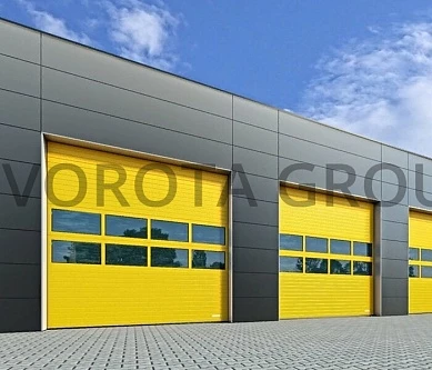 Промышленные ворота желтого цвета с окнами 2000x1800