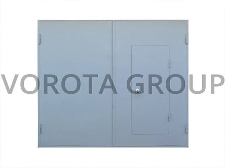 Распашные ворота в гараж Doorhan 3000x2000